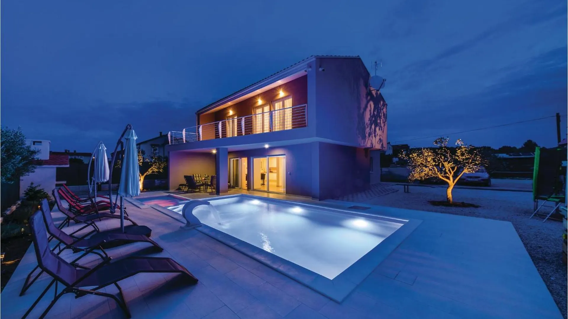 5 Bedroom Amazing Home In Kakma 0*,  קרואטיה