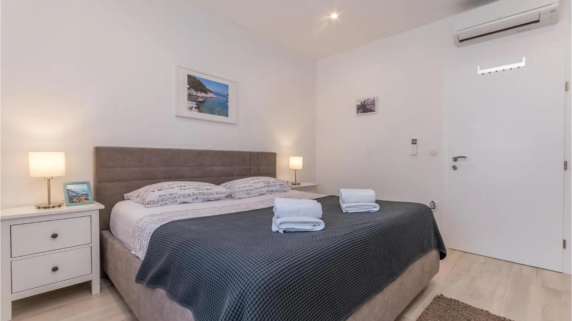 5 Bedroom Amazing Home In Kakma Holiday home