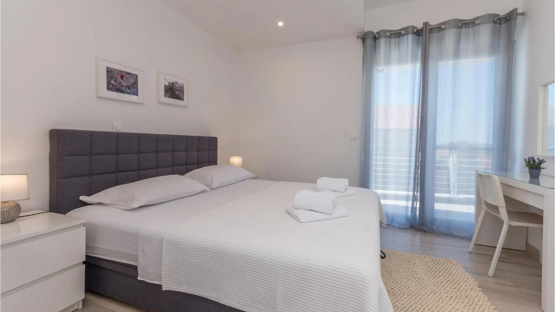 בית נופש 5 Bedroom Amazing Home In Kakma