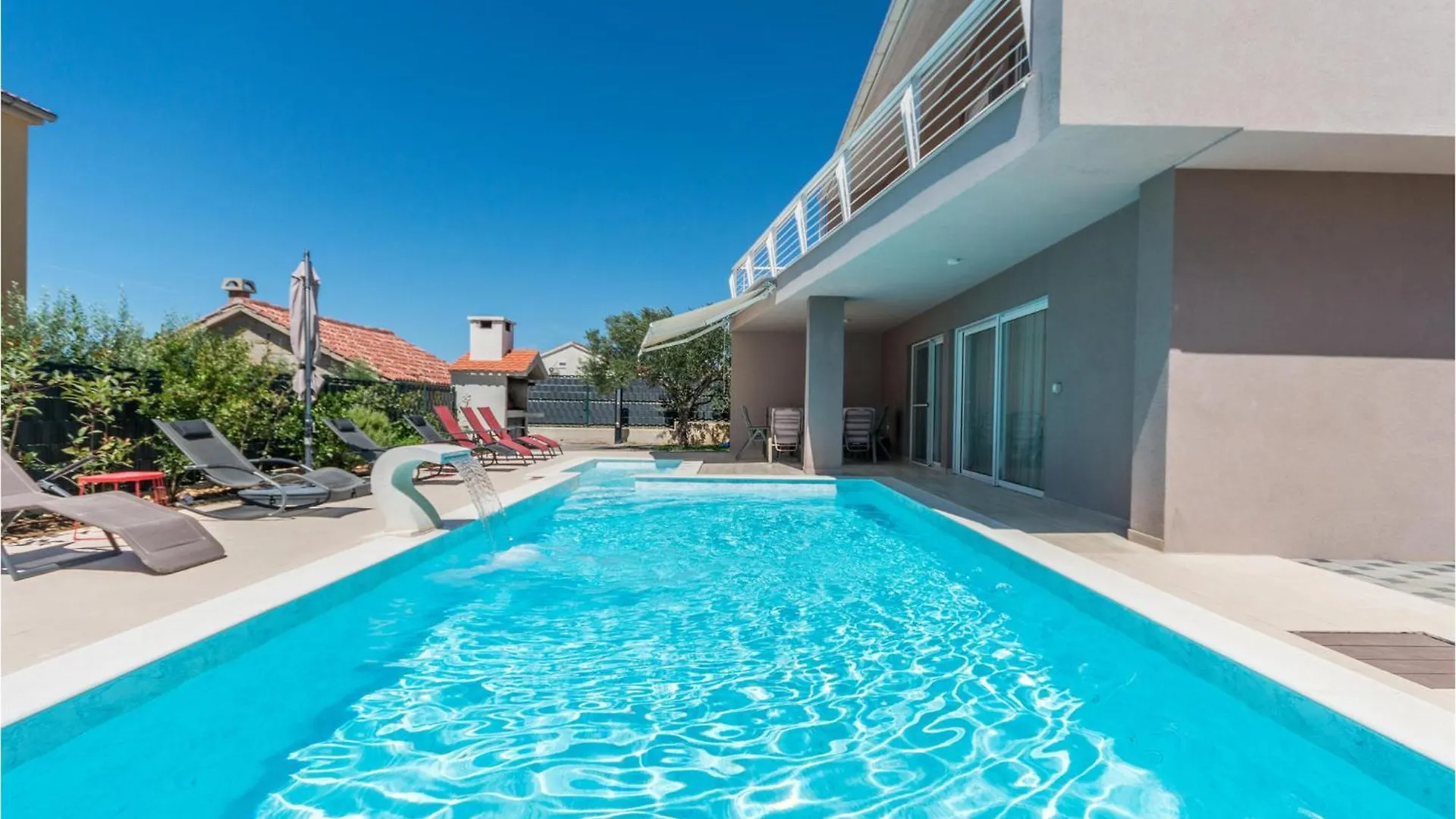 בית נופש 5 Bedroom Amazing Home In Kakma קרואטיה